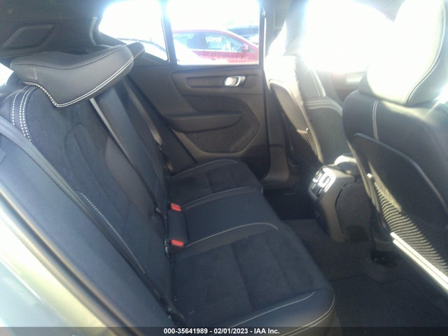 2023 Volvo XC40, VIN: YV4ED3UW7P2951236