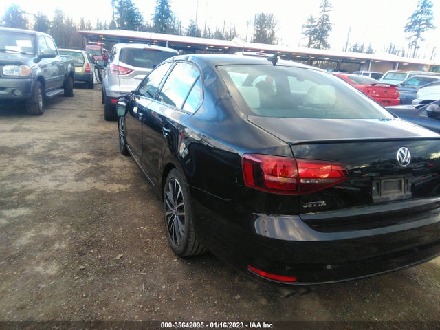 3VWD17AJ7GM233635 Volkswagen Jetta 1.8t Sport