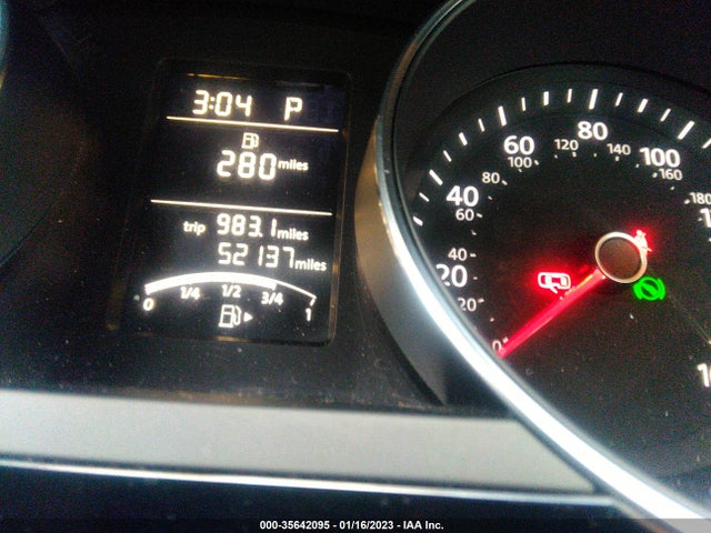 3VWD17AJ7GM233635 Volkswagen Jetta 1.8t Sport