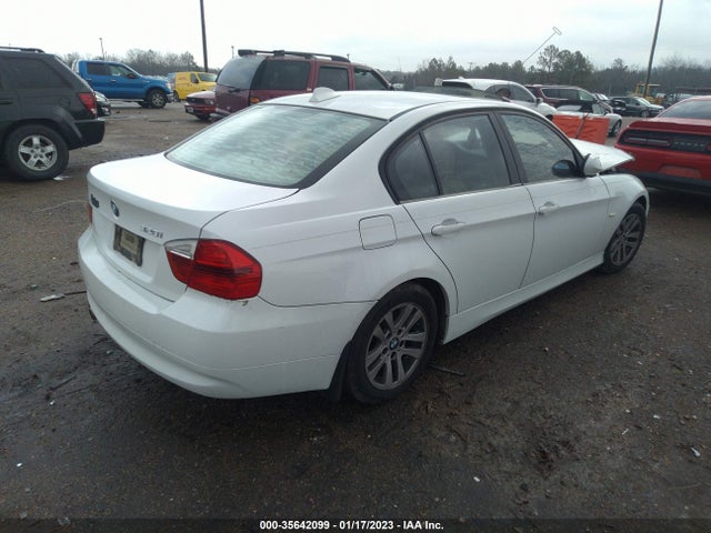 BMW 3 Series 328i 2007 WBAVA33587KX82183 Image 5