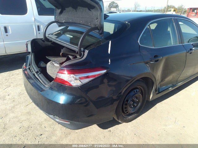 2019 Toyota Camry, VIN: 4T1B11HK4KU708406