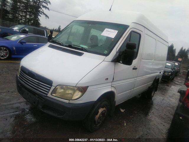 2004 DODGE SPRINTER VIN: WD2PD444745643220