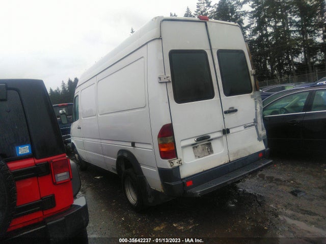 2004 DODGE SPRINTER VIN: WD2PD444745643220