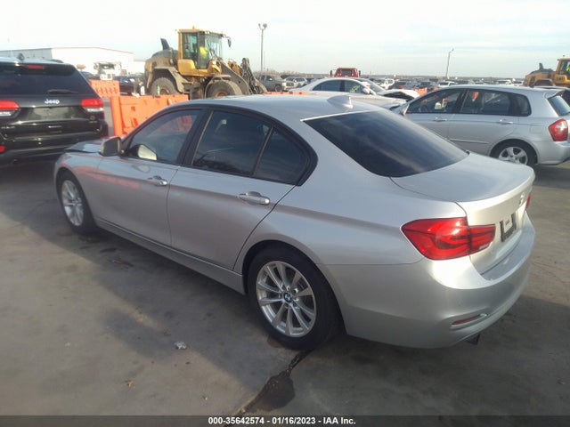 2017 BMW 3 Series, VIN: WBA8E1G5XHNU12580