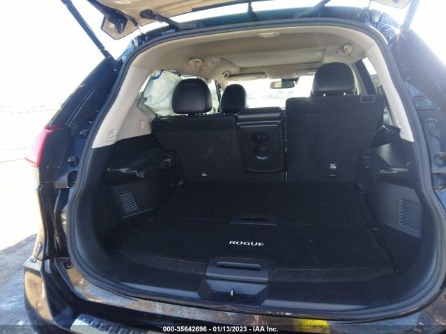 2019 Nissan Rogue, VIN: 5N1AT2MT7KC739715
