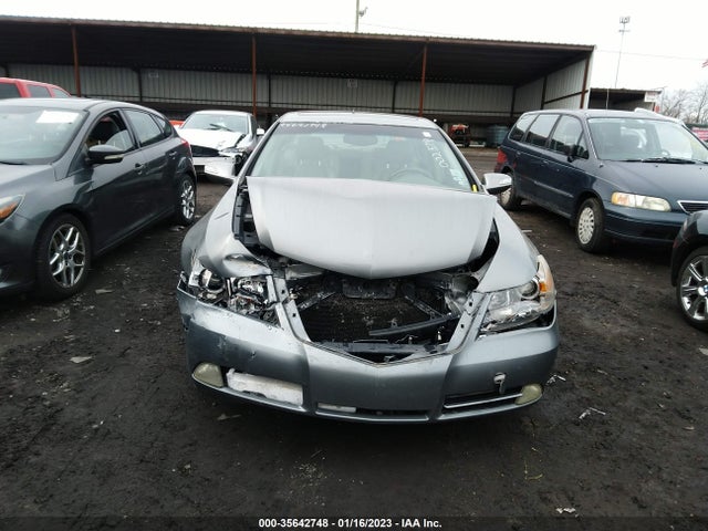 JH4KB2F60AC002579 Acura Rl Tech Pkg/tech/cmbs