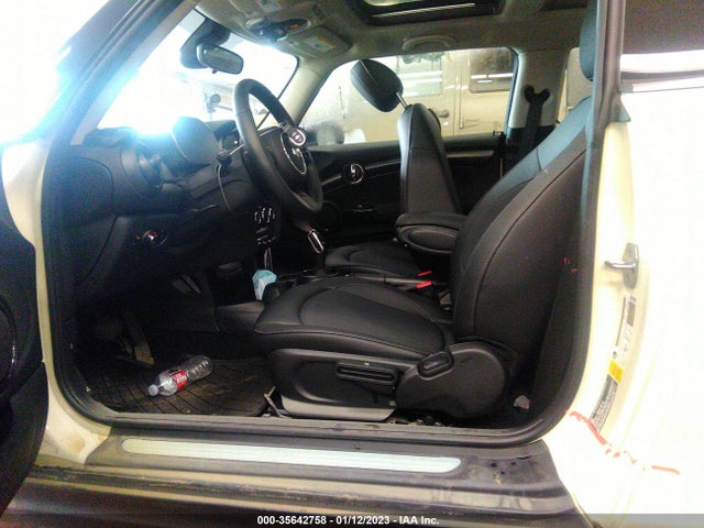 2023 Mini Hardtop, VIN: WMW33DH04P2S80999