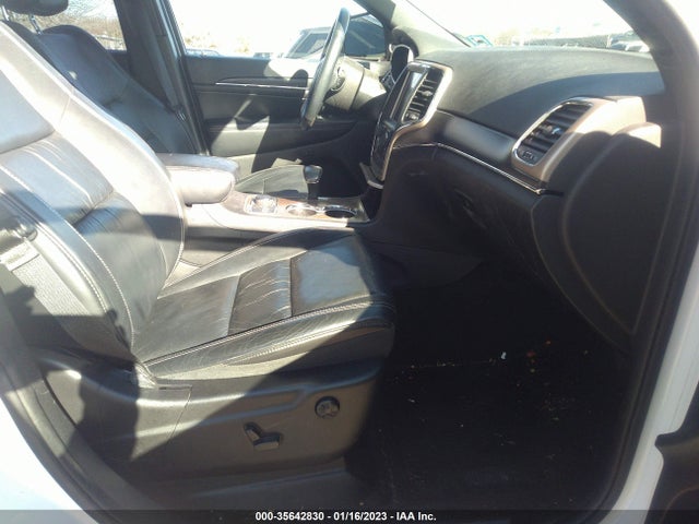 2015 Jeep Grand Cherokee, VIN: 1C4RJFBGXFC941707