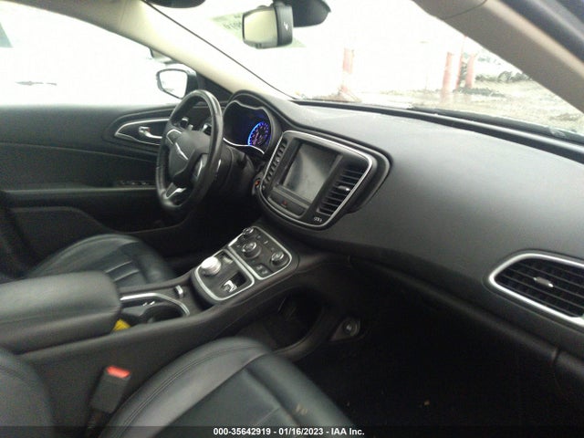 2017 Chrysler 200, VIN: 1C3CCCAG0HN510630