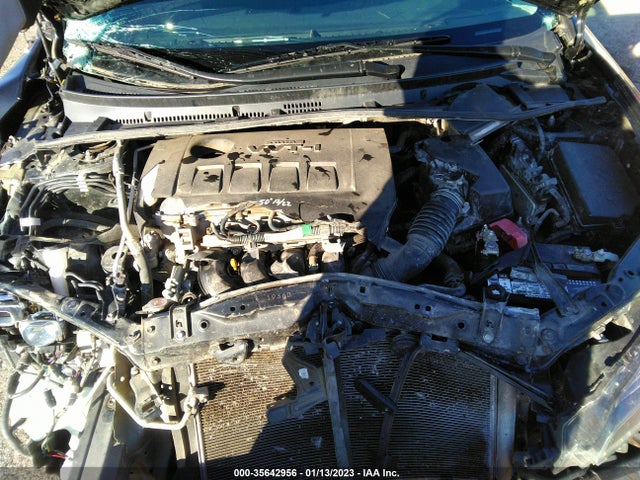 Toyota COROLLA SE 2018 5YFBURHE9JP744740 Image 11