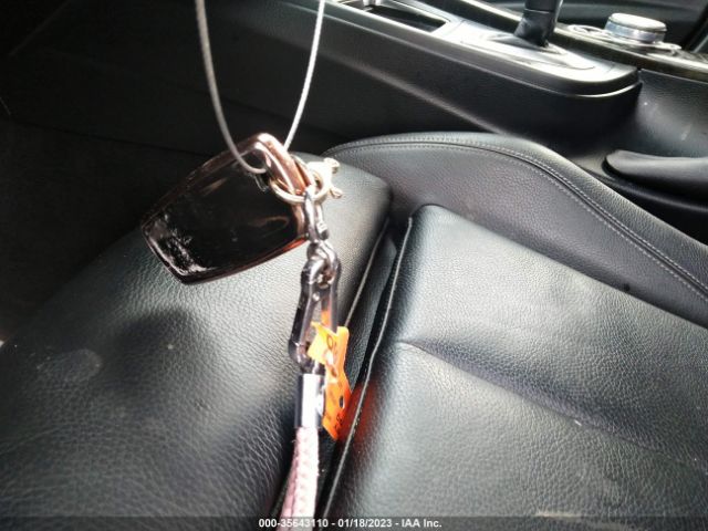 WBA8B9G34HNU52224 BMW 3 Series 330i