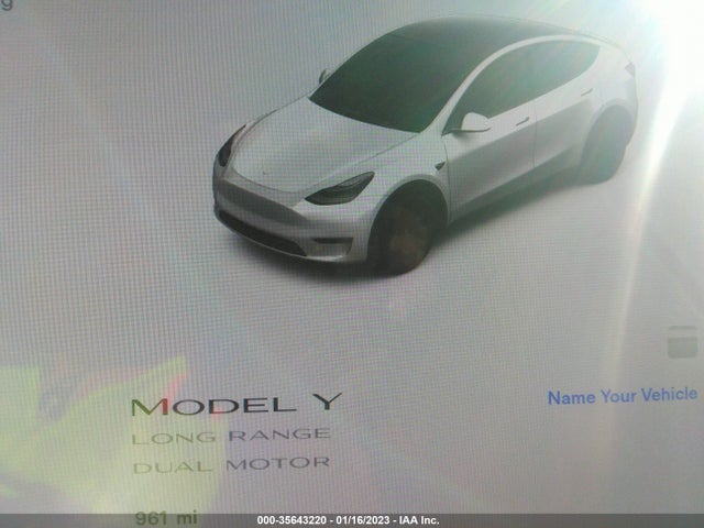 2022 Tesla Model Y, VIN: 7SAYGDEE7NA014500