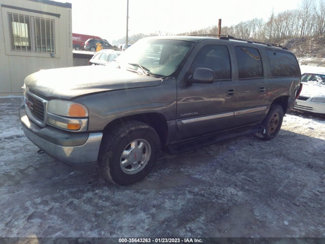 GMC YUKON XL 2001 3GKFK16T11G124680 Image 2