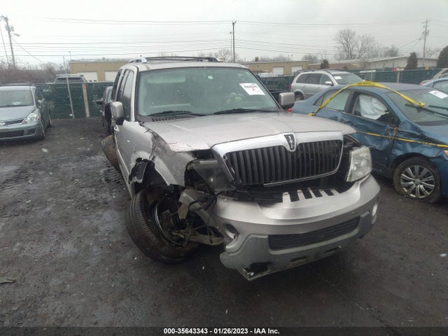 Lincoln Navigator 2004 5LMFU28R84LJ14810 Image 11