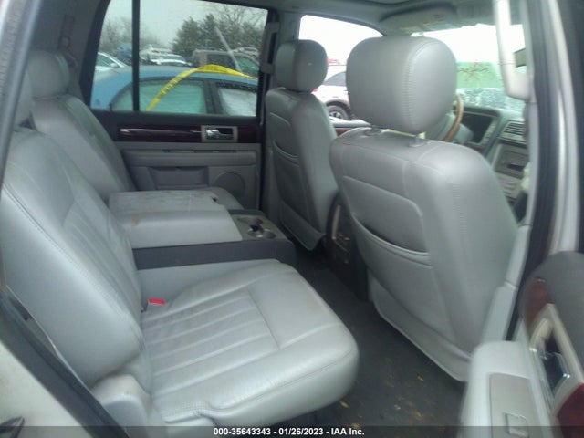Lincoln Navigator 2004 5LMFU28R84LJ14810 Image 13