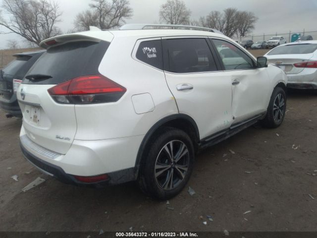 JN8AT2MV3HW260984 Nissan Rogue Sl