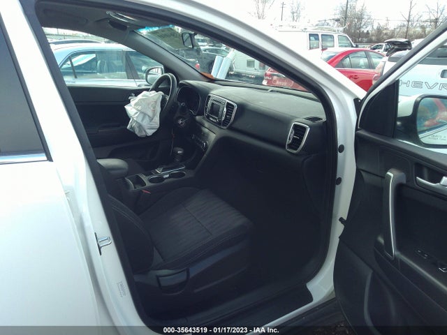 2017 Kia Sportage, VIN: KNDPMCAC8H7141429