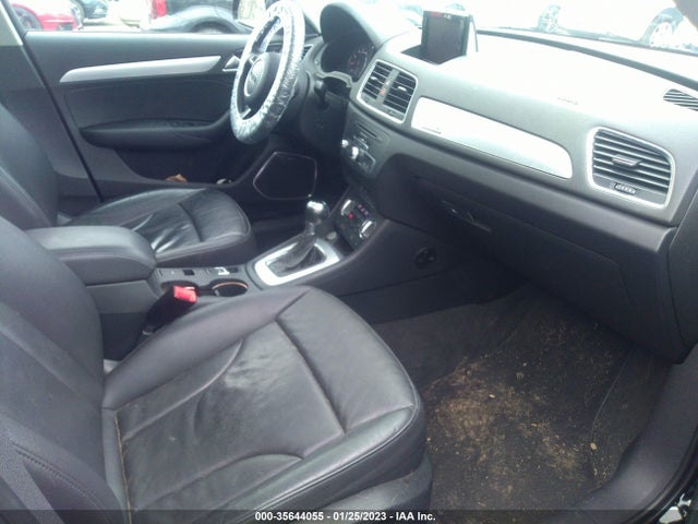 WA1GFCFS6FR008612 Audi Q3 2.0t Prestige