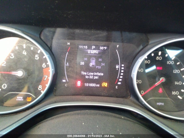 2018 Jeep Compass, VIN: 3C4NJCAB2JT136879
