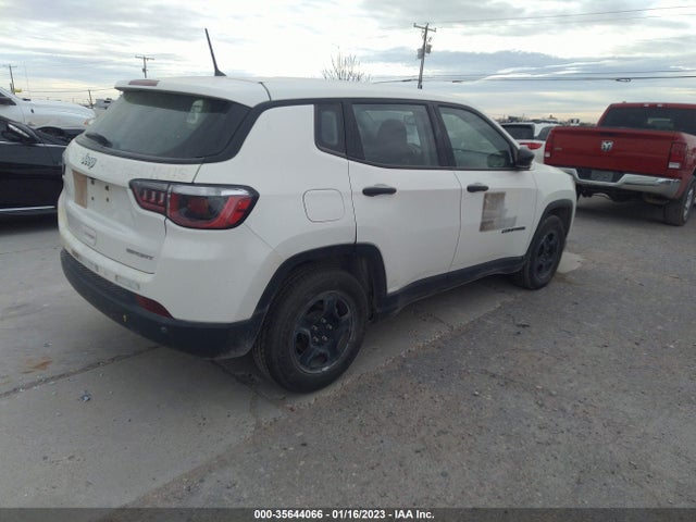 2018 Jeep Compass, VIN: 3C4NJCAB2JT136879