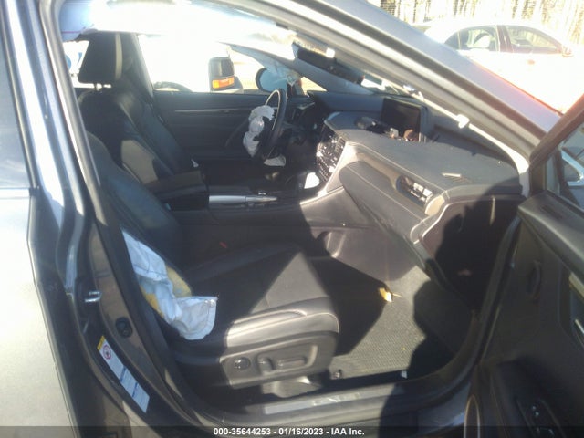 2018 Lexus RX, VIN: 2T2BZMCA2JC162905