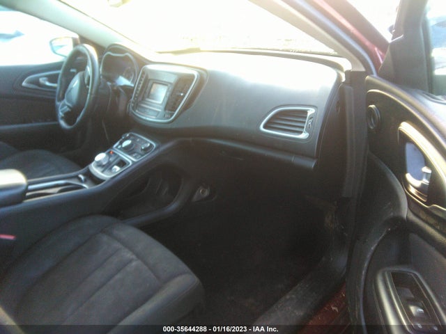 Chrysler 200 Limited 2015 1C3CCCAB2FN719661 Image 5