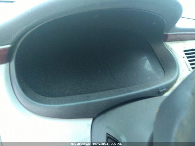 2008 HYUNDAI AZERA LIMITED VIN: KMHFC46F98A305924