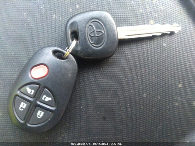 2015 TOYOTA SIENNA LE VIN: 5TDKK3DC8FS662519