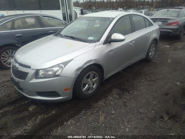 Chevrolet Cruze 1lt Auto 2014 1G1PC5SBXE7348378 Image 2