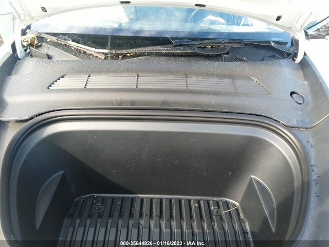2022 Tesla Model Y, VIN: 7SAYGDEF6NF382436