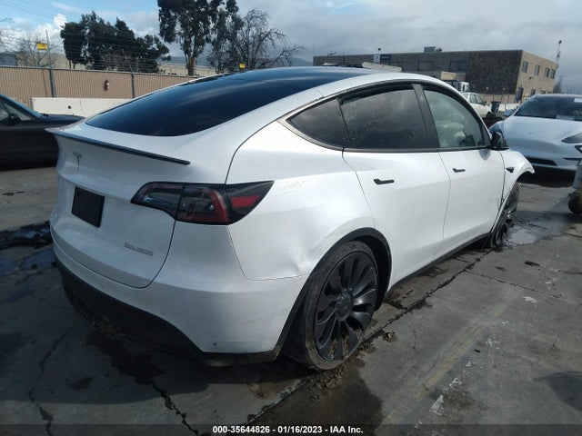 2022 Tesla Model Y, VIN: 7SAYGDEF6NF382436