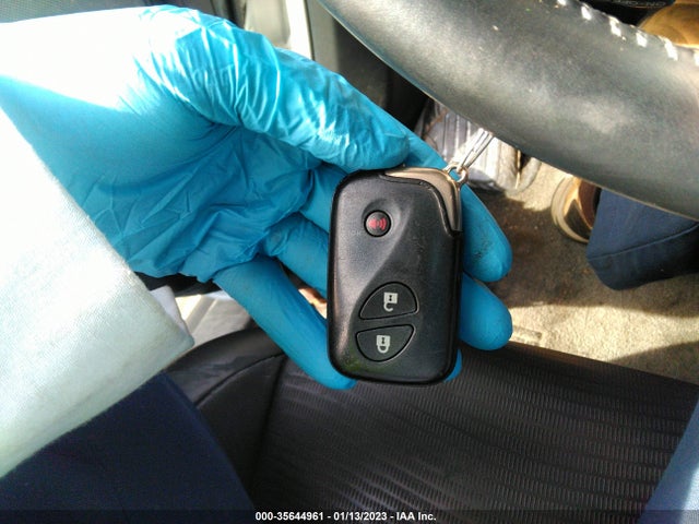 Lexus Ct 200h Hybrid 2013 JTHKD5BH4D2171128 Image 3