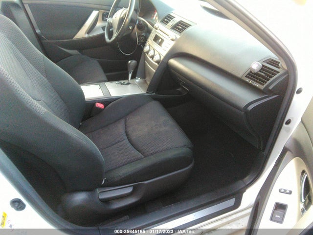 2011 TOYOTA CAMRY SE VIN: 4T1BK3EK8BU628586