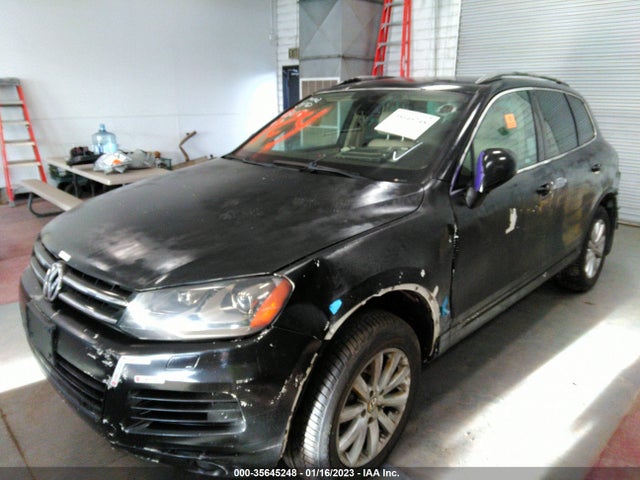 WVGFK9BP7BD007392 Volkswagen Touareg Sport