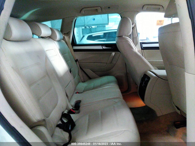 WVGFK9BP7BD007392 Volkswagen Touareg Sport