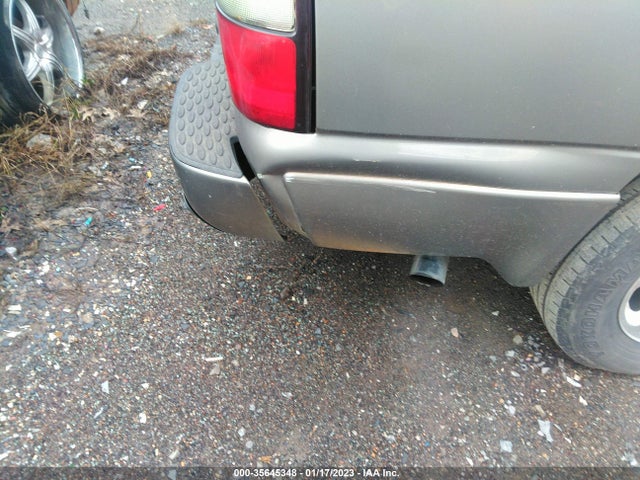 GMC YUKON XL DENALI 2005 1GKFK66U45J236139 Image 7