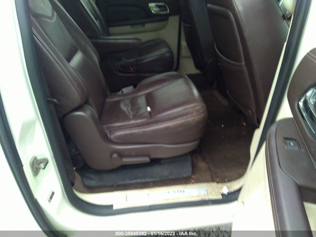 1GYS4KEF5ER199825 Cadillac Escalade Esv Platinum