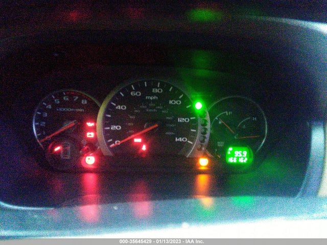 2004 HONDA PILOT LX VIN: 2HKYF18144H589681