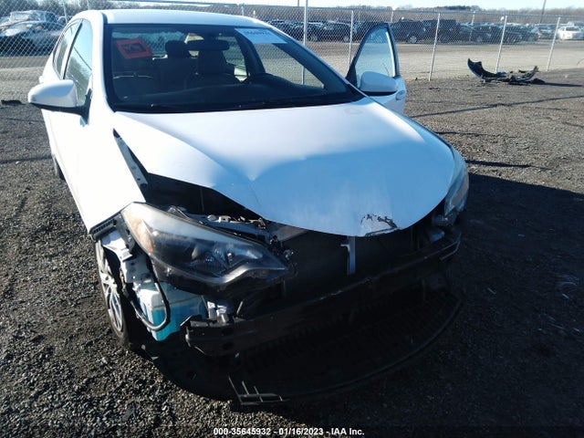 2015 Toyota Corolla, VIN: 2T1BURHE1FC311033