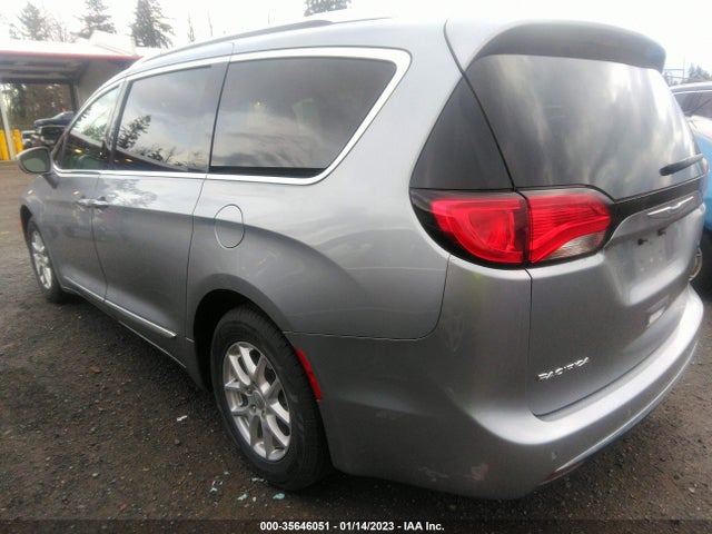 Chrysler Pacifica Touring L 2020 аукцион фото