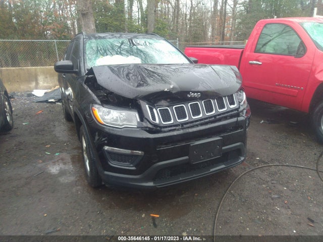2018 Jeep Compass, VIN: 3C4NJCAB9JT465983