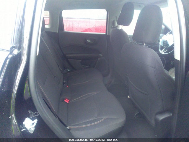 2018 Jeep Compass, VIN: 3C4NJCAB9JT465983