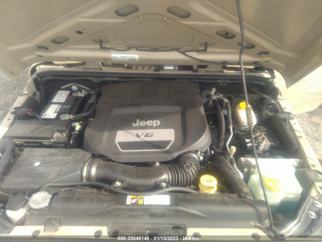 2016 Jeep Wrangler, VIN: 1C4BJWDG4GL316879