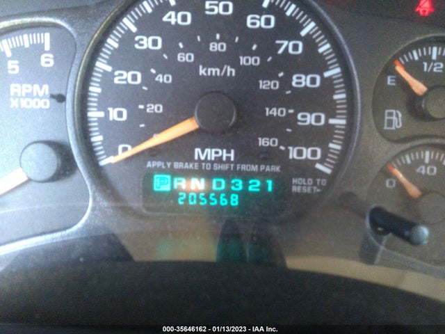 2001 CHEVROLET SILVERADO 1500 LS VIN: 2GCEC19V211179620
