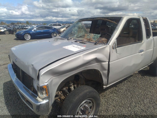 1996 NISSAN TRUCK KING CAB SE/KING CAB XE VIN: 1N6SD16Y5TC352281