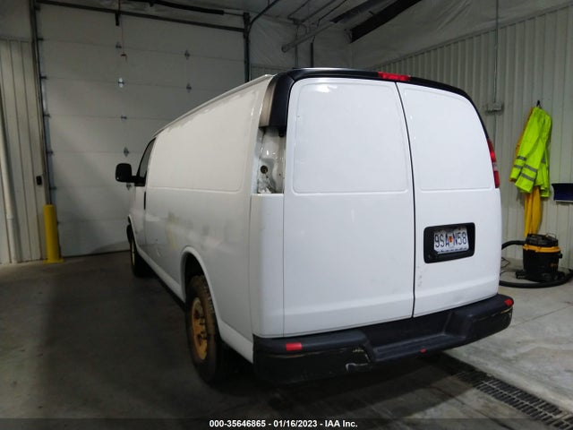 Chevrolet EXPRESS CARGO VAN 2017 1GCWGAF10H1309677 Image 5