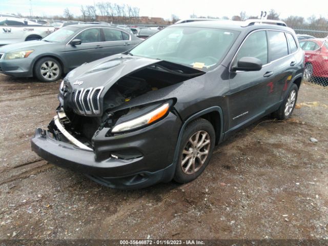 1C4PJLCB8FW591355 Jeep Cherokee Latitude