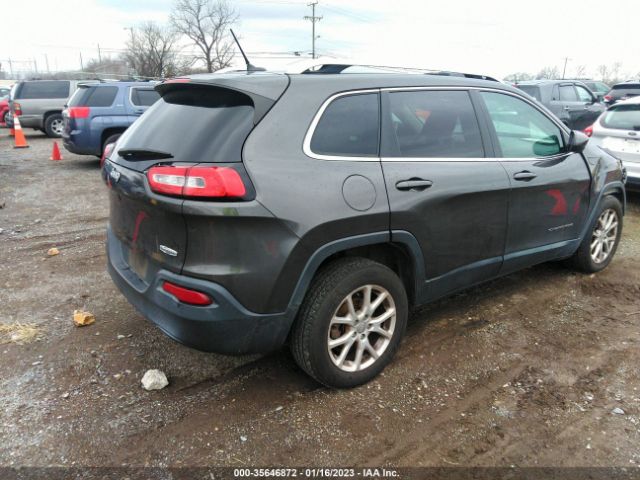 1C4PJLCB8FW591355 Jeep Cherokee Latitude