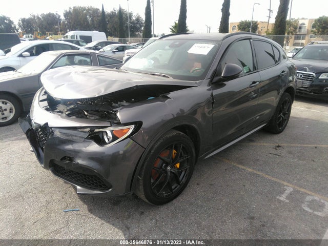 ZASPAKBN9L7C76227 Alfa Romeo Stelvio