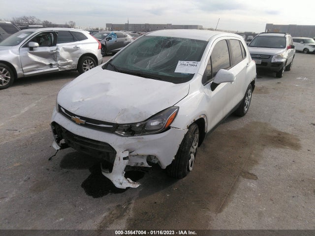 Chevrolet TRAX LS 2017 KL7CJKSB9HB200991 Image 2